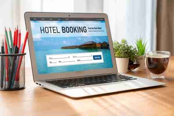 Aplicaciones Informáticas En La Promoción Y Comercialización Del Alojamiento Rural